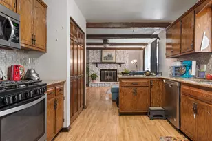 601 Fairlane Dr, Joliet, IL 60435 - Photo 10