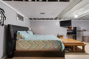 601 Fairlane Dr, Joliet, IL 60435 - Photo 18