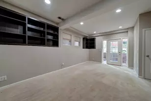 2340 W Moffat St, Chicago, IL 60647 - Photo 18