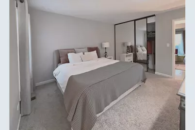 5511 E Lake Drive #97-B, Lisle, IL 60532 - Photo 10