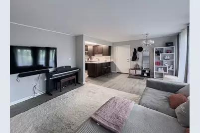 5511 E Lake Drive #97-B, Lisle, IL 60532 - Photo 4