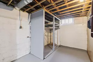 415 Logan St, Rockford, IL 61103 - Photo 42