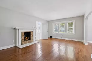 415 Logan St, Rockford, IL 61103 - Photo 10