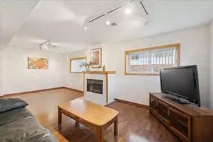 1814 Illinois Rd, Northbrook, IL 60062 - Photo 18