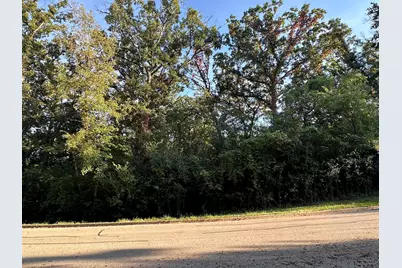 7319 Forest Oak Drive, McHenry, IL 60050 - Photo 1