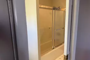 1124 Holly Ct, Naperville, IL 60540 - Photo 16