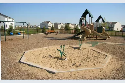 2307 Upland Road, Pingree Grove, IL 60140 - Photo 24