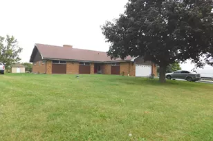 46W356 Jericho Rd, Big Rock, IL 60511 - Photo 2