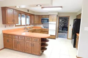 46W356 Jericho Rd, Big Rock, IL 60511 - Photo 4