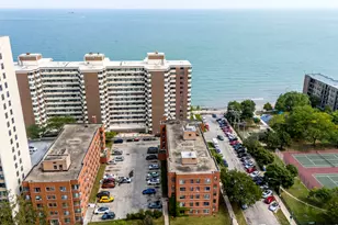 7363 S South Shore Dr, Chicago, IL 60649 - Photo 4