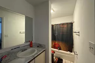 2605 E Martha Pl, Burnham, IL 60633 - Photo 10