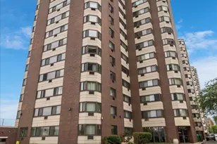 7337 S South Shore Dr, Chicago, IL 60649 - Photo 1