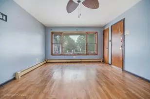 10534 S Wentworth Ave, Chicago, IL 60628 - Photo 16