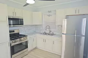 138 Algonquin St, Park Forest, IL 60466 - Photo 8