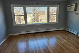 1018 S 11th Ave, Maywood, IL 60153 - Photo 2