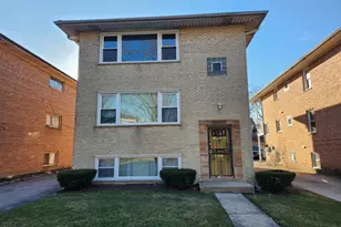 1018 S 11th Ave, Maywood, IL 60153 - Photo 1