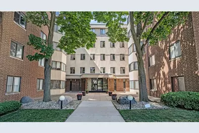 5500 Lincoln Avenue #109, Morton Grove, IL 60053 - Photo 1