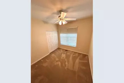 21531 Wolf Lake Way, Crest Hill, IL 60403 - Photo 8