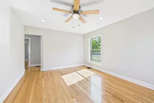 723 Balmoral Ave, Westchester, IL 60154 - Photo 8