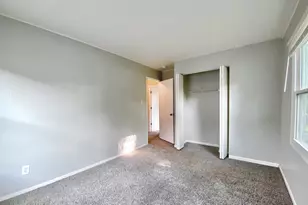 286 Merrill Ave, Calumet City, IL 60409 - Photo 12