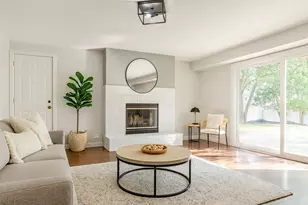 847 E Cooper Dr, Palatine, IL 60074 - Photo 6