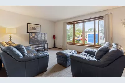 18416 Willow Lane, Lansing, IL 60438 - Photo 6