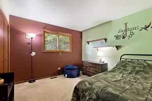 18416 Willow Ln, Lansing, IL 60438 - Photo 12