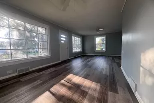 1002 N Park St, Streator, IL 61364 - Photo 10