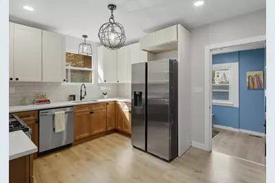 8442 S Kingston Avenue, Chicago, IL 60617 - Photo 8