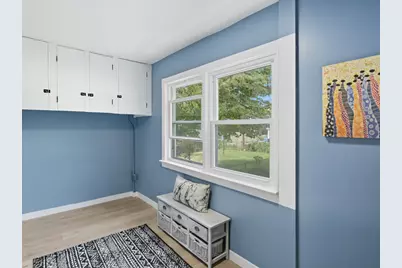 8442 S Kingston Avenue, Chicago, IL 60617 - Photo 16