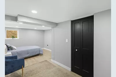 8442 S Kingston Avenue, Chicago, IL 60617 - Photo 18