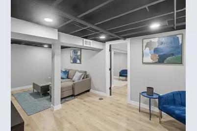 8442 S Kingston Avenue, Chicago, IL 60617 - Photo 20