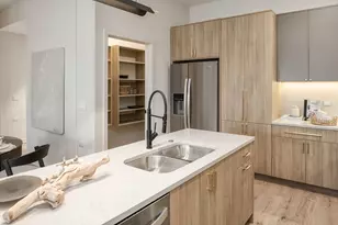 8000 W O'Connor Dr, River Grove, IL 60171 - Photo 6