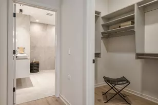 8000 W O'Connor Dr, River Grove, IL 60171 - Photo 10