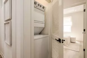 8043 Fir Ct, River Grove, IL 60171 - Photo 10