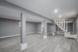 7832 S Eberhart Ave, Chicago, IL 60619 - Photo 16