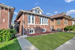 6010 S Richmond St, Chicago, IL 60629 - Photo 2
