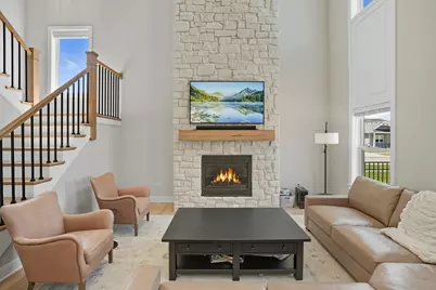 23039 Lakeview Estates Boulevard, Frankfort, IL 60423 - Photo 16