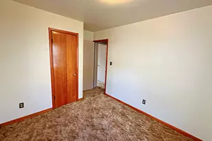 703 Iowa Ave, Streator, IL 61364 - Photo 16