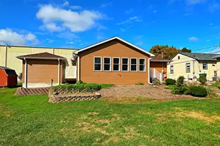 703 Iowa Ave, Streator, IL 61364 - Photo 24