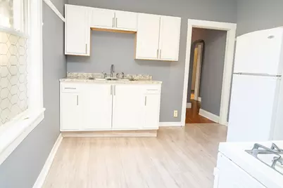 [Address not provided], Chicago, IL 60617 - Photo 8