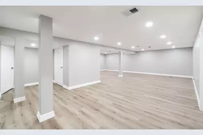 92-88 N Airlite Street, Elgin, IL 60123 - Photo 18