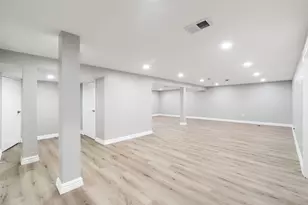 92-88 N Airlite St, Elgin, IL 60123 - Photo 18