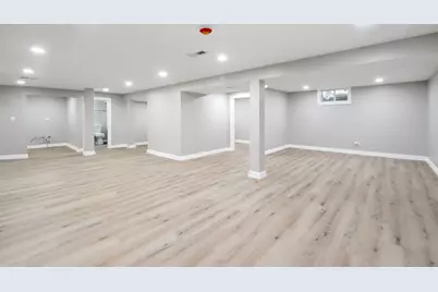 92-88 N Airlite Street, Elgin, IL 60123 - Photo 16