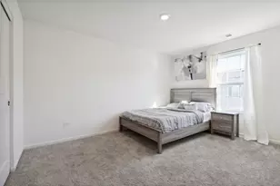 10306 Kerry Ridge Ct, Chicago Ridge, IL 60415 - Photo 18