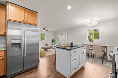 4 Austin Avenue, Carpentersville, IL 60110 - Photo 6