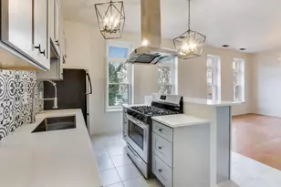 600 N May St, Chicago, IL 60642 - Photo 4