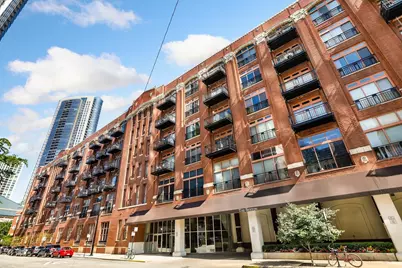 360 W Illinois Street #9D, Chicago, IL 60654 - Photo 1