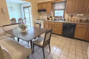 4240 143rd St, Crestwood, IL 60418 - Photo 4