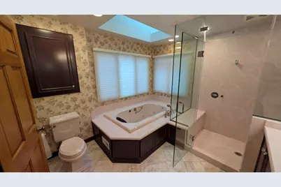 1102 S Oplaine Road, Gurnee, IL 60031 - Photo 22
